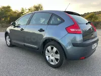Usado Citroën C4 92 CV (67 kW) 2006 Gris / plata Berlina