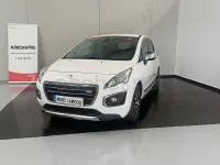 Usado Peugeot 3008 200 CV (147 kW) 2015 Blanco Familiar