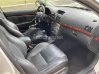 Usado Toyota Avensis Executive 116 CV (85 kW) 2005 Beige Berlina