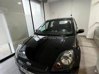 Usado Ford Fiesta Ambiente 68 CV (50 kW) 2008 Negro Utilitario