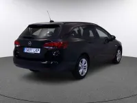Usado Opel Astra Ultimate 145 CV (106 kW) 2020 Negro Familiar