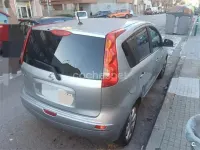 Usado Nissan Note Tekna 86 CV (63 kW) 2009 Gris / plata Utilitario