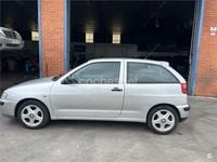 Usado Seat Ibiza Sport 90 CV (66 kW) 2001 Gris / plata Utilitario