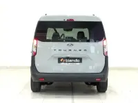 Usado Ford Tourneo Courier Titanium 125 CV (91 kW) 2024 Gris Monovolumen