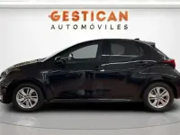 Usado Toyota Yaris Active 116 CV (85 kW) 2022 Negro Utilitario
