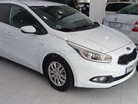 Usado Kia Ceed GT 90 HP (66 kW) 2015 Branco Sedan