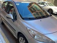 Usado Peugeot 207 Sport 95 CV (69 kW) 2007 Gris Utilitario