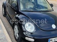 Usado VW New Beetle 115 CV (84 kW) 1999 Negro Utilitario