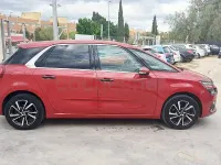 Usado Citroën C4 Picasso Live 120 CV (88 kW) 2016 Granate Monovolumen