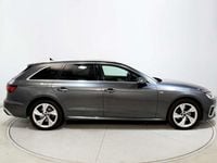 Usado Audi A4 163 CV (119 kW) 2023 Gris Familiar