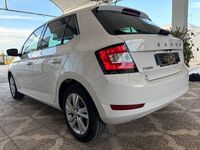 Usado Skoda Fabia Style 95 CV (69 kW) 2022 Blanco Utilitario