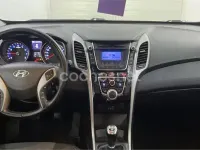 Begagnad Hyundai i30 100 HK (73 kW) 2015 Vit Sedan