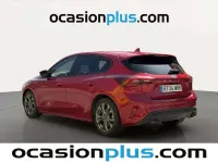 Usado Ford Focus ST-Line 155 CV (114 kW) 2024 Rojo Utilitario