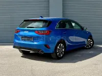 Usado Kia Ceed 100 CV (73 kW) 2025 Azul Utilitario