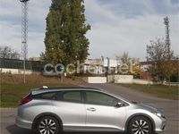 Usado Honda Civic Elegance 120 CV (88 kW) 2015 Gris / plata Familiar