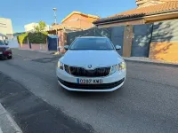 Usado Skoda Octavia Active 115 CV (84 kW) 2019 Blanco Familiar