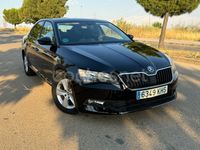 Usado Skoda Superb Active 150 CV (110 kW) 2018 Negro Berlina