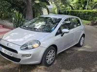 Usado Fiat Punto Easy 95 CV (69 kW) 2014 Gris Utilitario