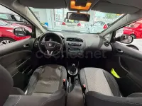 Usado Seat Altea XL Reference 105 CV (77 kW) 2011 Negro Monovolumen