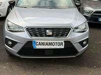 Usado Seat Arona Ecomotive 115 CV (84 kW) 2020 Gris / plata SUV