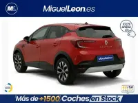 Usado Renault Captur Evolution 90 CV (66 kW) 2024 Rojo SUV