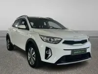 Usado Kia Stonic 79 CV (58 kW) 2025 Blanco SUV