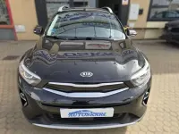 Usado Kia Stonic 120 CV (88 kW) 2021 Negro SUV