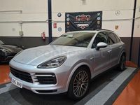 Usado Porsche Cayenne 462 CV (339 kW) 2019 Gris / plata SUV