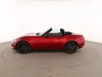 Usado Mazda MX5 132 CV (97 kW) 2023 Rojo Descapotable