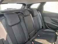 Usado Peugeot 3008 Active 131 CV (96 kW) 2021 Gris SUV