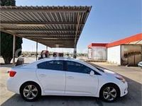Usado Toyota Avensis Advance 124 CV (91 kW) 2014 Blanco Berlina