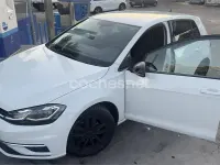Usado VW Golf VII Sportline 125 CV (91 kW) 2018 Blanco Familiar