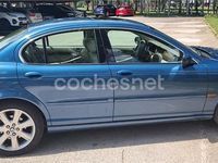 Usado Jaguar X-type Executive 231 CV (169 kW) 2003 Azul Berlina