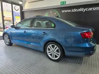 Usado VW Jetta Sportline 150 CV (110 kW) 2014 Azul Berlina