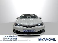 Usado Toyota Auris Active 112 CV (82 kW) 2015 Blanco Berlina