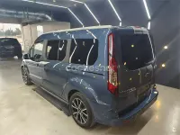 Usado Ford Grand Tourneo Connect Titanium 120 CV (88 kW) 2019 Azul Monovolumen
