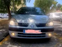 Usado Renault Clio II 80 CV (58 kW) 2004 Gris / plata Berlina