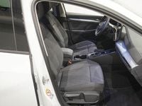 Usado VW Golf VIII 116 CV (85 kW) 2025 Blanco Berlina