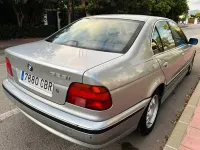 Usado BMW 523 Comfort Edition 170 CV (125 kW) 1998 Gris / plata Berlina