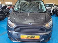 Usado Ford Tourneo Courier Ambiente 75 CV (55 kW) 2018 Gris Monovolumen