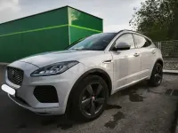 Usado Jaguar E-Pace R-Dynamic 150 CV (110 kW) 2019 Gris / plata SUV