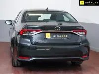 Usado Toyota Corolla Active 122 CV (89 kW) 2022 Negro Berlina