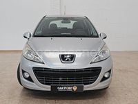 Usado Peugeot 207 Active 70 CV (51 kW) 2012 Gris / plata Berlina