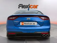 Usado Kia Stinger GT-Line 200 CV (147 kW) 2017 Azul Utilitario