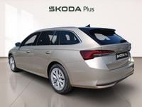 Nuevo Skoda Octavia Selection 150 CV (110 kW) 2025 Beige Familiar