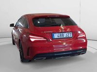 Usado Mercedes CLA200 Shooting Brake AMG line 136 CV (100 kW) 2017 Rojo Familiar