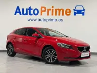 Usado Volvo V40 Kinetic 120 CV (88 kW) 2017 Rojo Utilitario
