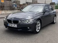Usado BMW 318 143 CV (105 kW) 2015 Gris / plata Berlina