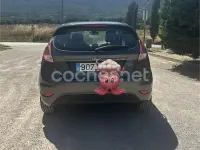 Usado Ford Fiesta Trend 82 CV (60 kW) 2017 Gris / plata Utilitario