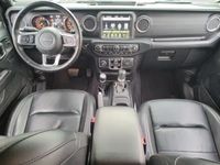 Usado Jeep Wrangler Sahara 272 CV (200 kW) 2020 Gris/plata SUV